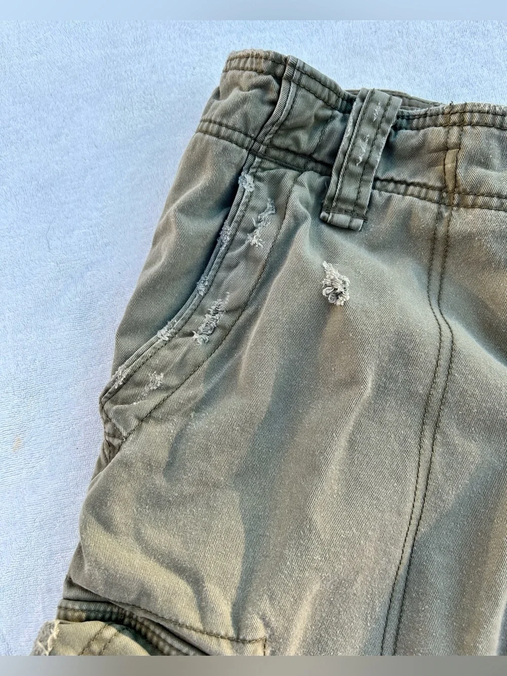 Vintage Hollister Cargo Shorts Buttonfly Olive Green Olive Sz.32 Distressed